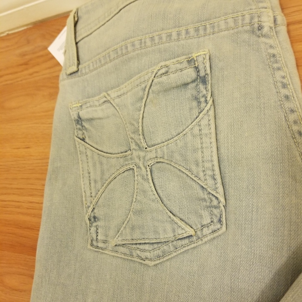 NWT Babitual Jean's ladies